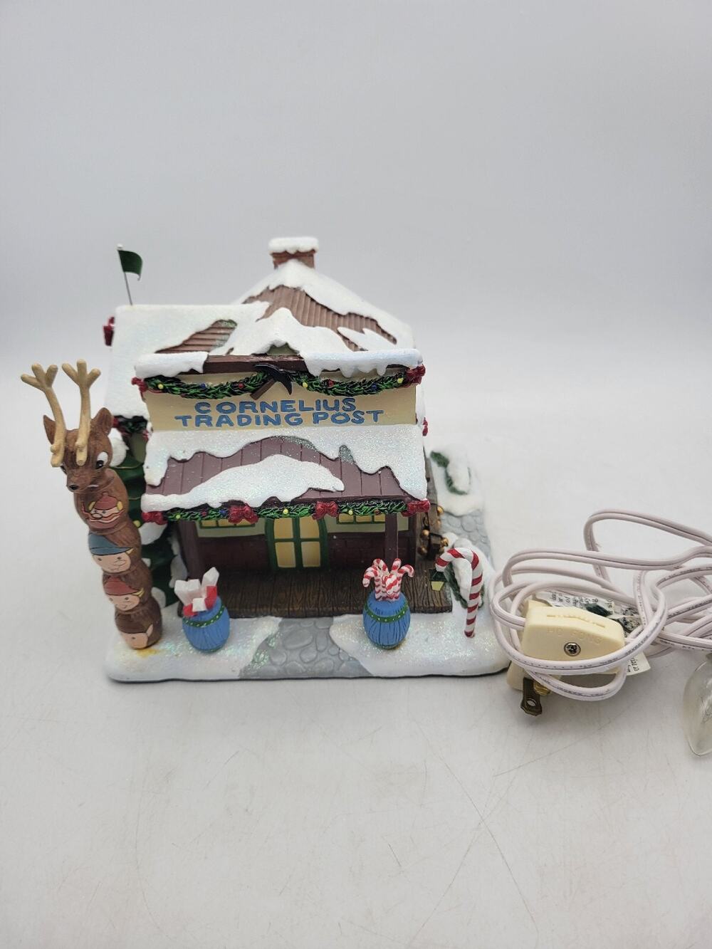 Hawthorne Village Cornelius Trading Post Rudolph's Christmas Town COA & Light